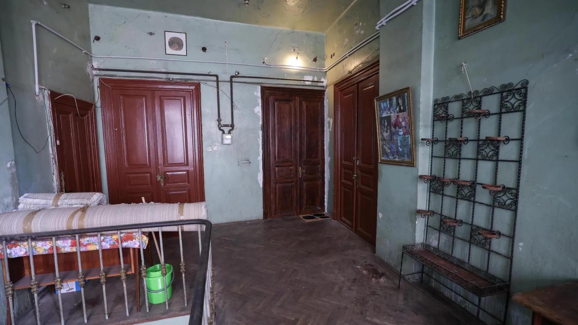 Fatcat Central Studio Bucharest 0*,  Romania