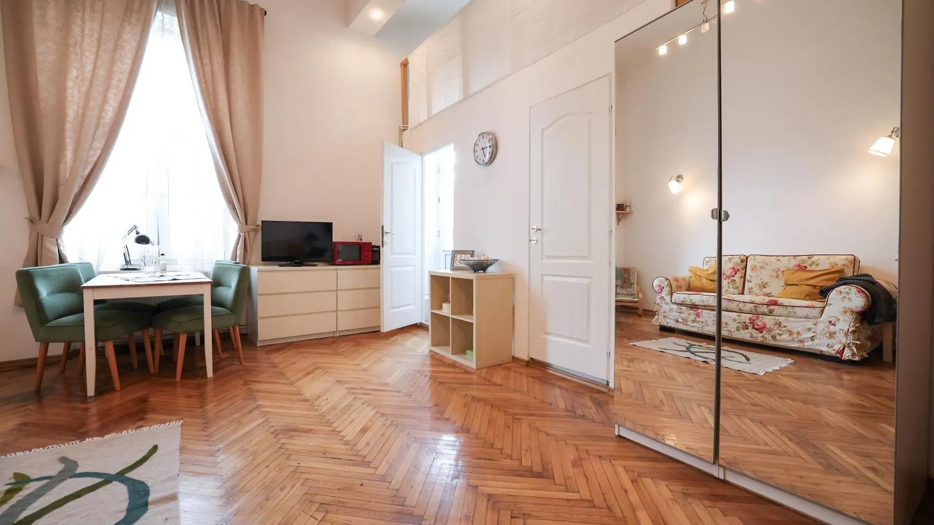 Apartamento Fatcat Central Studio Bucarest